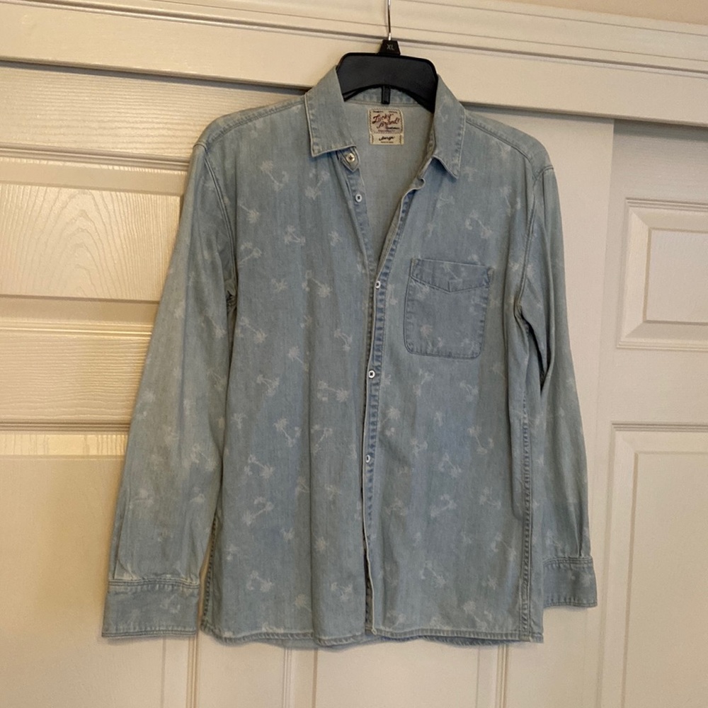 Women’s Lucky Brand denim button up, large